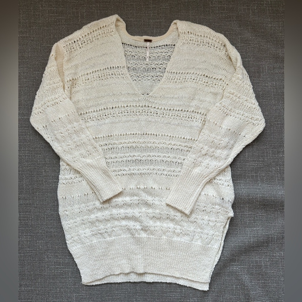 Free People Hot Tropics Pullover Tunic Sweater M White Open Knit Boho Oversized - Picture 2 of 10